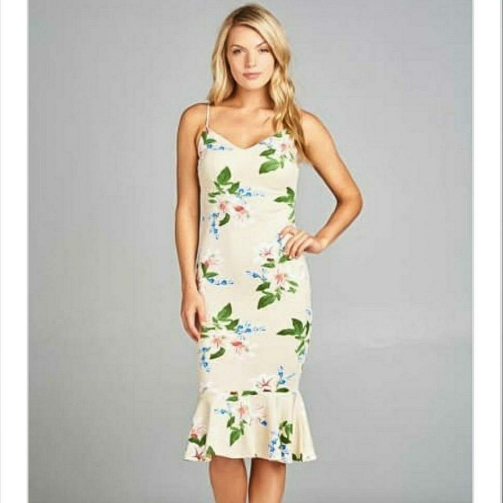 🆕 DNA Couture - Floral Dress - Picture 1 of 9